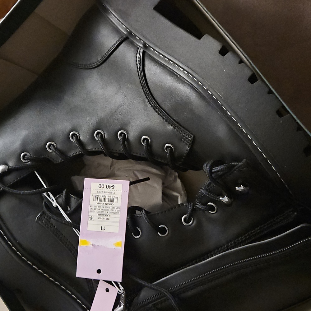 Wild Fable Black Women's Logan Lug Combat Boots w Memory Foam Insole size 11 - Picture 7 of 7
